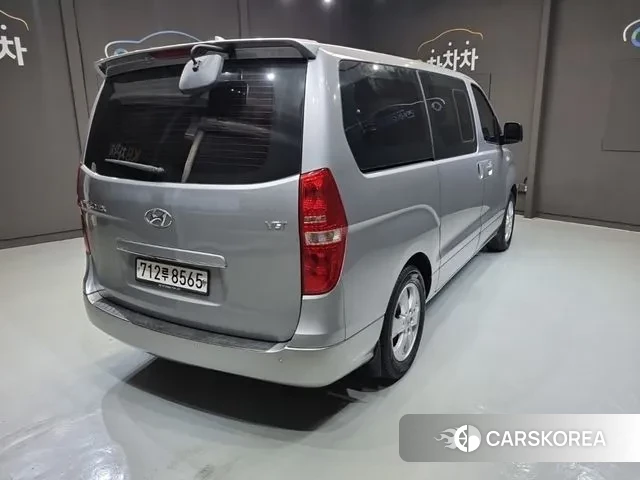 Hyundai The New Grand Starex id 3552124 из Кореи 19