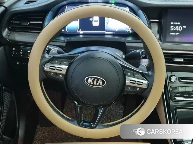 Kia K7 Premier Hybrid id 4865037 из Кореи 19