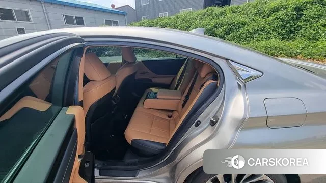 Lexus ES300h 7th generation id 2997266 из Кореи 19