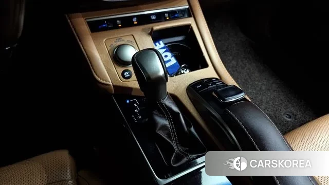 Lexus New ES300h id 3009355 из Кореи 19