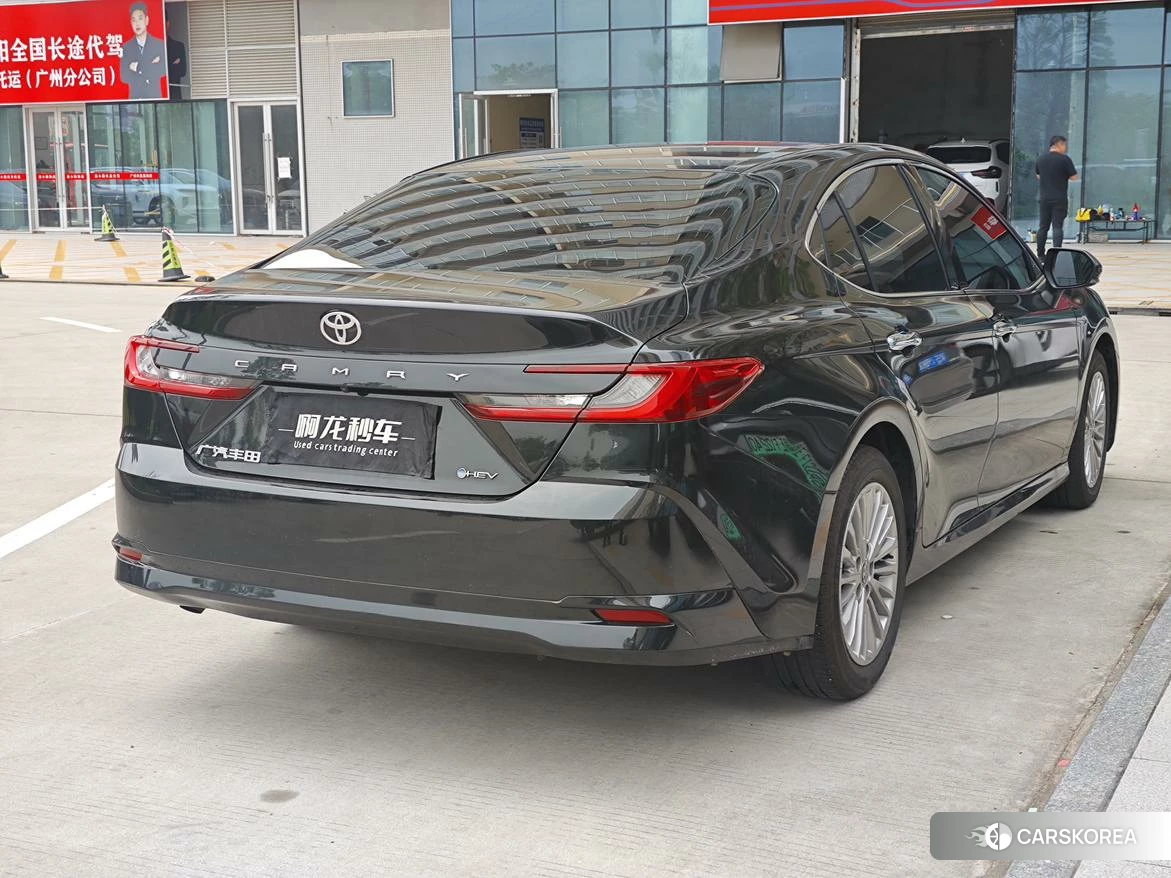Toyota Camry id 4512790 из Китая 9
