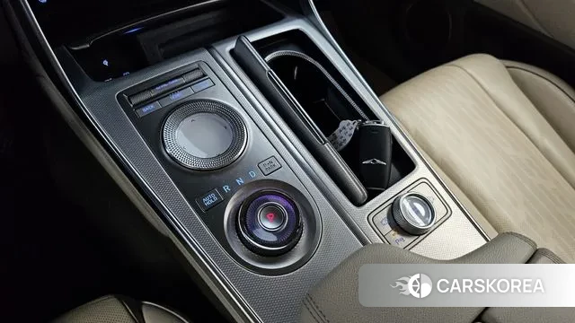 Genesis GV80 id 3053945 из Кореи 19