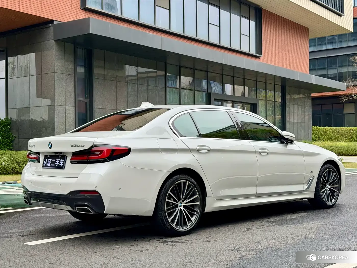 BMW 5 series id 4570571 из Китая 23