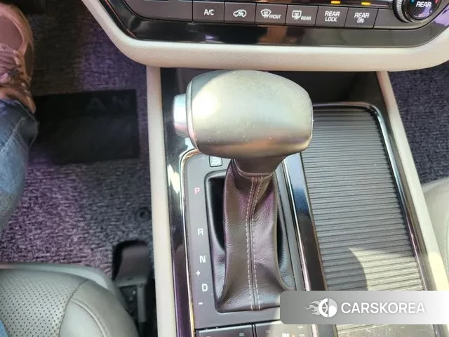 Kia All New Carnival id 3085748 из Кореи 19