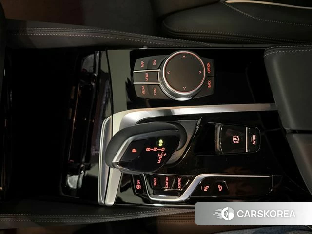 BMW 5 Series (G30) id 3903211 из Кореи 19