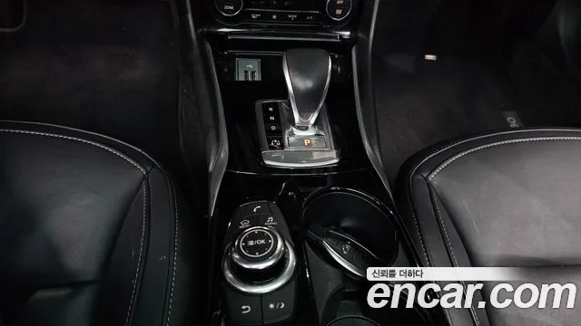 Infiniti Q30 id 2634113 из Кореи 19