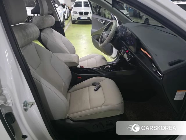Kia Di Ol Nu Niro id 4628563 из Кореи 16