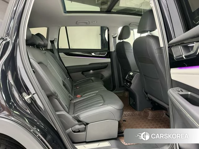 Volkswagen Tourang id 4342172 из Китая 30