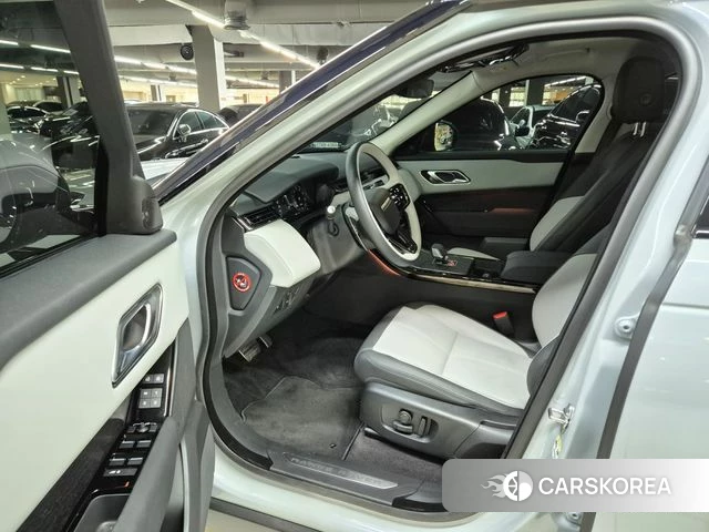 Land Rover Range Rover Velar id 3858188 из Кореи 18