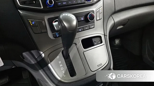 Hyundai The New Grand Starex id 3325279 из Кореи 19