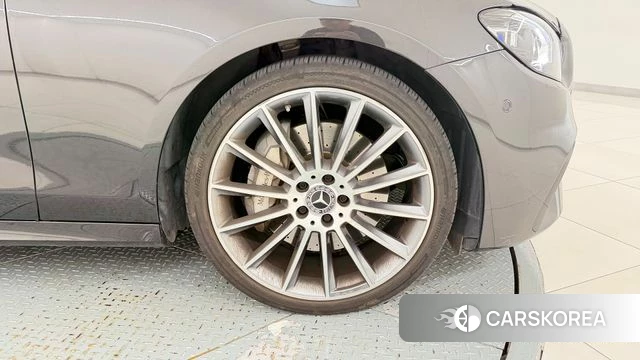Mercedes-Benz E-Class W213 id 4524744 из Кореи 19