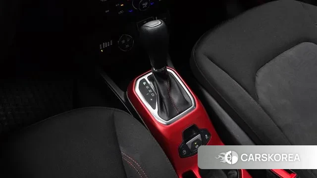 Jeep Renegade id 3748350 из Кореи 19