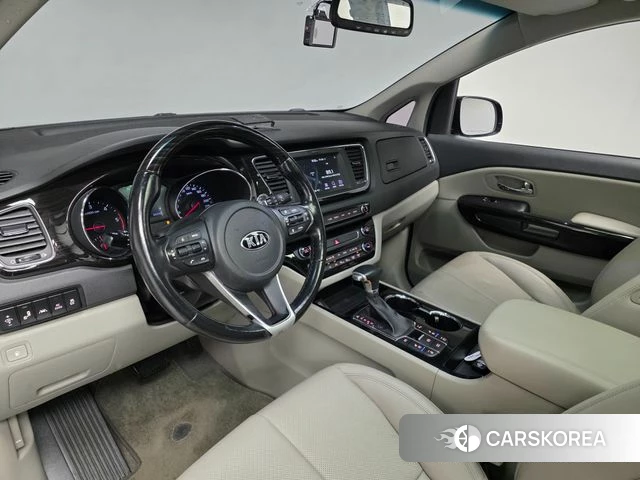 Kia The New Carnival id 4563237 из Кореи 19