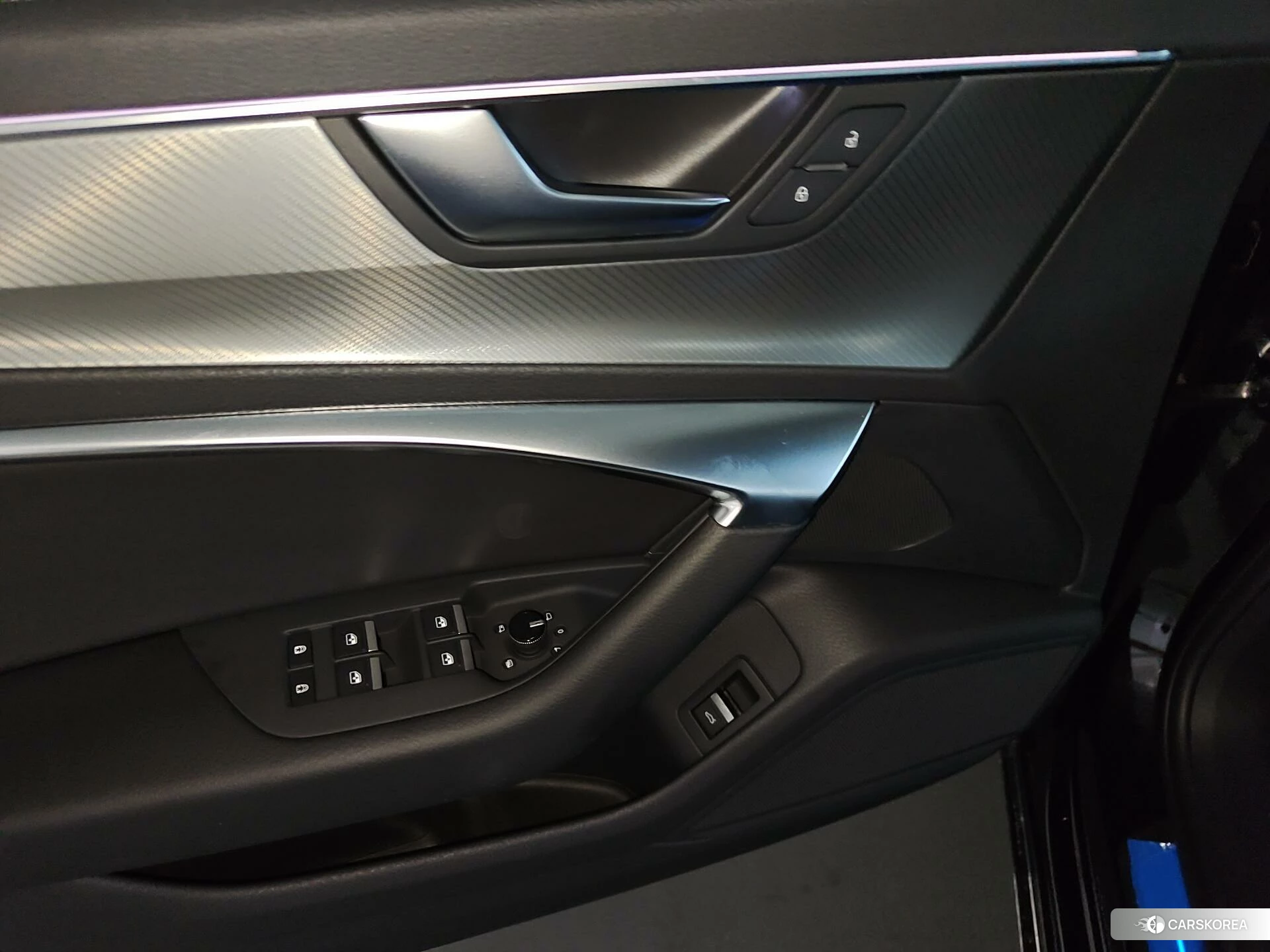 Audi A6L id 4453169 из Китая 20