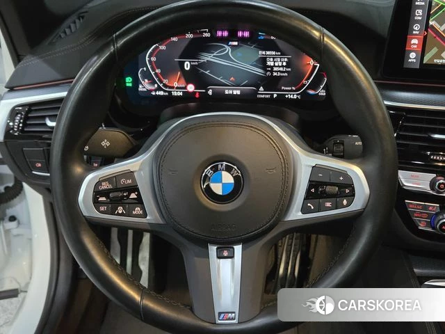 BMW 5 Series (G30) id 3811595 из Кореи 19