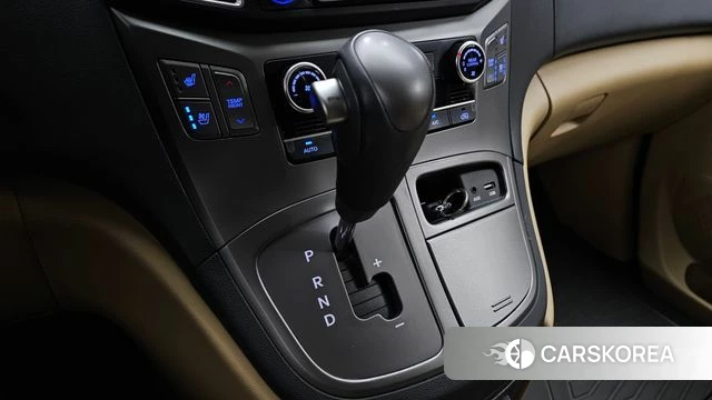 Hyundai The New Grand Starex id 4895000 из Кореи 30