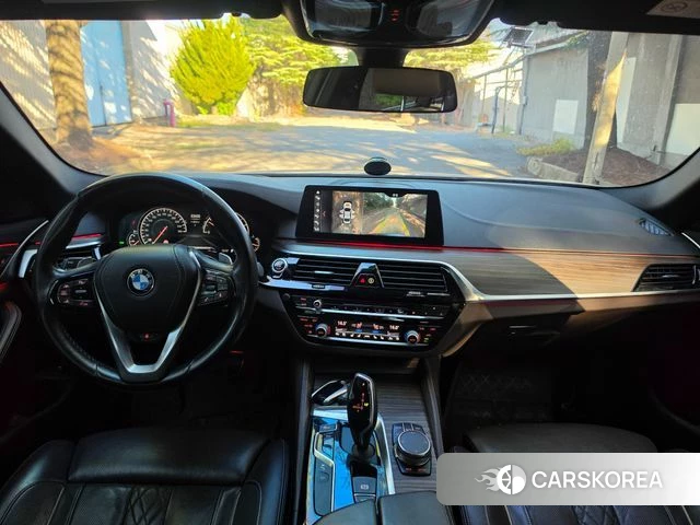 BMW 5 Series (G30) id 4937799 из Кореи 17