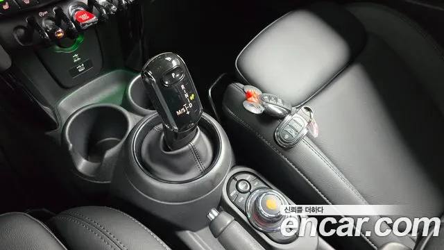 Mini Cooper S id 2653665 из Кореи 19