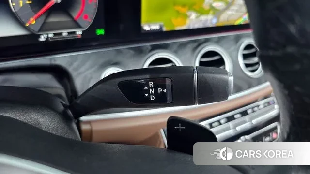 Mercedes-Benz E-Class W213 id 3008559 из Кореи 19