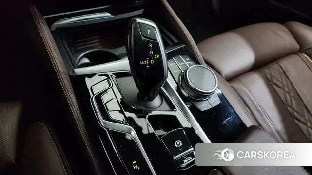 BMW 5 Series (G30) id 3591712 из Кореи 19