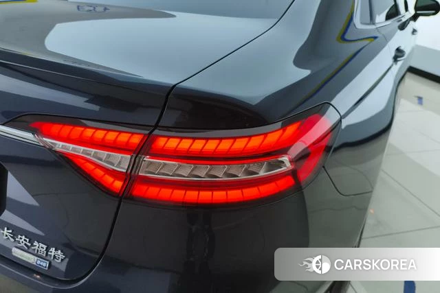 Ford Taurus id 4236809 из Китая 16