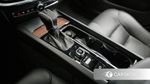 Volvo S60 3rd generation id 3844108 из Кореи 19