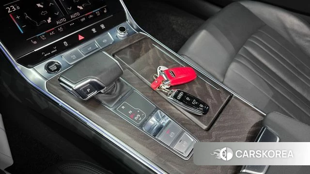 Audi A6 (C8) id 3910650 из Кореи 19