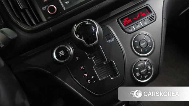 Kia The New Kia Ray id 3876437 из Кореи 19