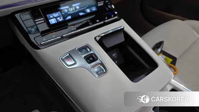 Hyundai The New Grandeur IG Hybrid id 3373659 из Кореи 19