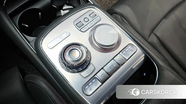Genesis G90 (RS4) id 4592188 из Кореи 34