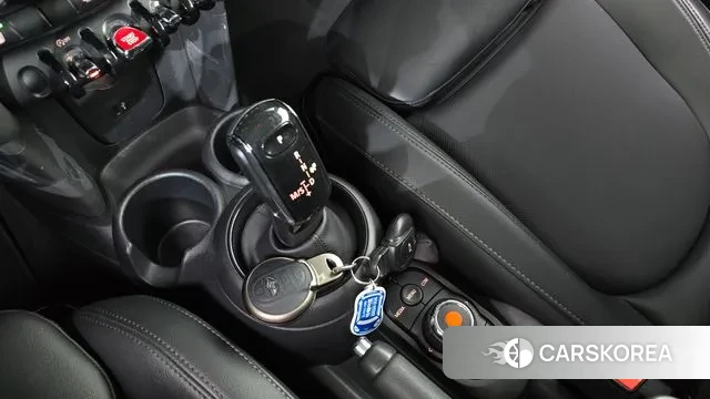 Mini Cooper id 3636195 из Кореи 19