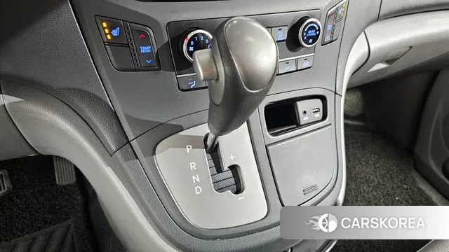 Hyundai The New Grand Starex id 3474850 из Кореи 19