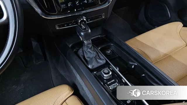 Volvo V60 Cross-Country 2nd Generation id 3885760 из Кореи 19