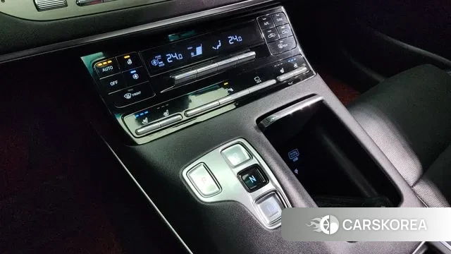 Hyundai The New Grandeur IG id 3444452 из Кореи 19