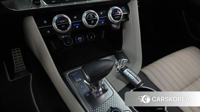 Genesis The New G70 id 4675836 из Кореи 19