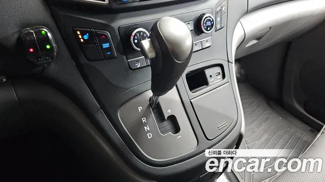 Hyundai The New Grand Starex id 2645942 из Кореи 19