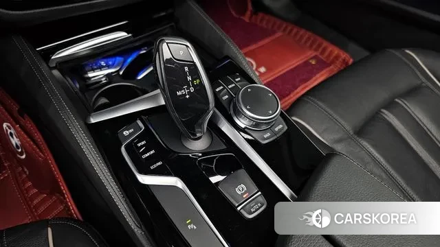 BMW 5 Series (G30) id 3009307 из Кореи 19