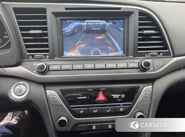 Hyundai Avante AD id 3698878 из Кореи 11