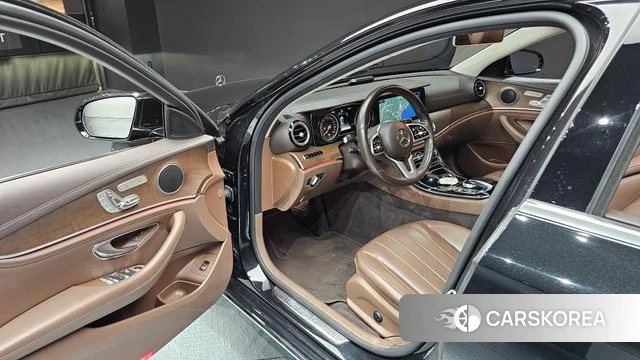 Mercedes-Benz E-Class W213 id 4698548 из Кореи 30