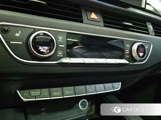 Audi A4L id 4367403 из Китая 16