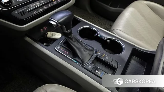 Kia The New Carnival id 3713889 из Кореи 19