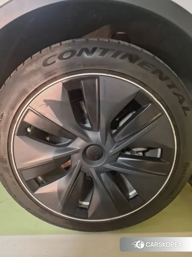 Tesla Model Y id 3776419 из Кореи 9