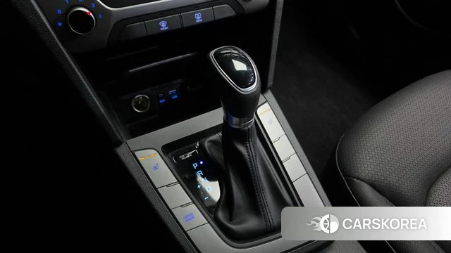Hyundai Avante AD id 4900815 из Кореи 29