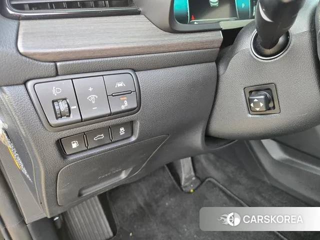 Kia K7 Premier Hybrid id 3547069 из Кореи 19