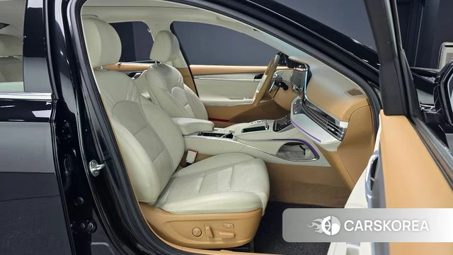 Hyundai The New Grandeur IG id 3800682 из Кореи 19