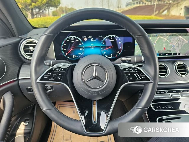 Mercedes-Benz E-Class W213 id 3850713 из Кореи 19