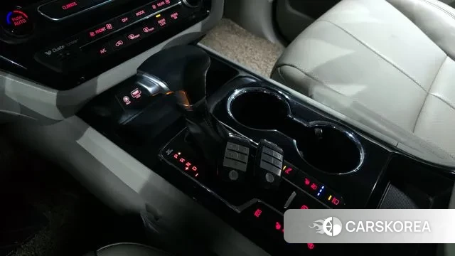 Kia The New Carnival id 3161612 из Кореи 19