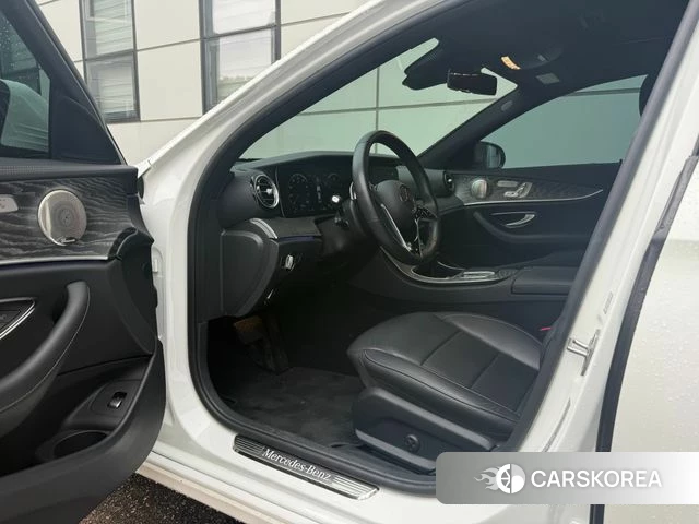 Mercedes-Benz E-Class W213 id 4613613 из Кореи 17