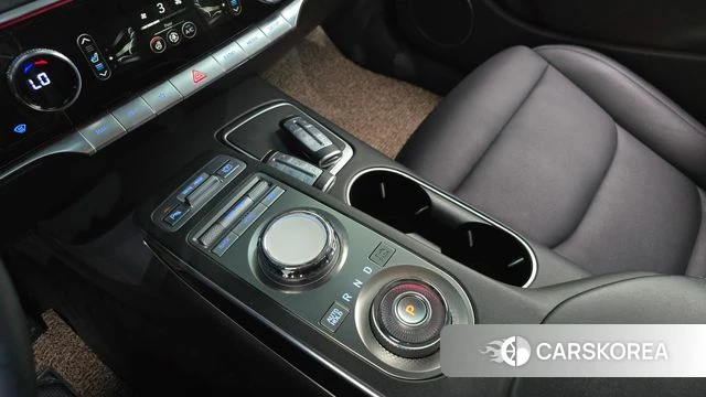 Genesis GV70 id 3884892 из Кореи 19