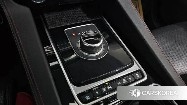 Jaguar F-PACE id 3552932 из Кореи 19